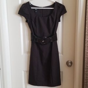 Dress structured fitted sheath brown